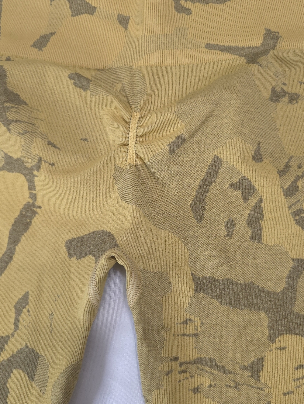Gymshark Camo Seamless Leggings Scrunch Butt High Waisted Sculpting S - Picture 9 of 10